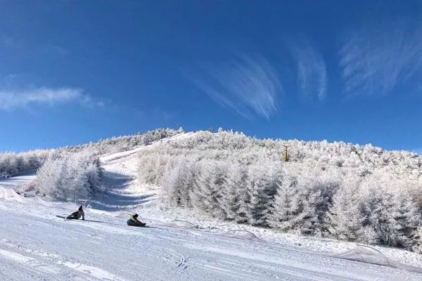 2021-2022神農(nóng)架國(guó)際滑雪場(chǎng)門票價(jià)格費(fèi)用