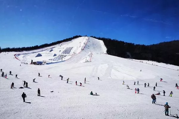 2021-2022神農(nóng)架國(guó)際滑雪場(chǎng)門票價(jià)格費(fèi)用